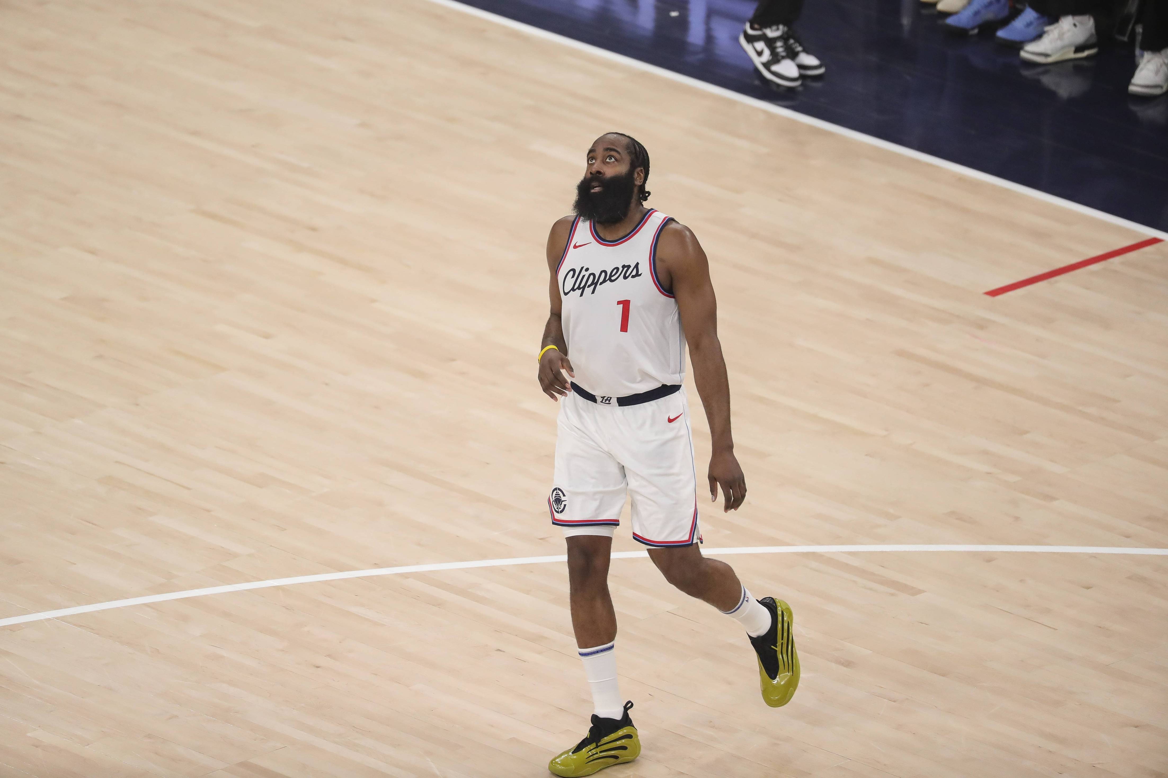 关于火箭大胜快船:哈登创纪录狂轰分猛扣带队胜利的信息 关于火箭大胜快船:哈登创纪录狂轰分猛扣带队胜利的信息