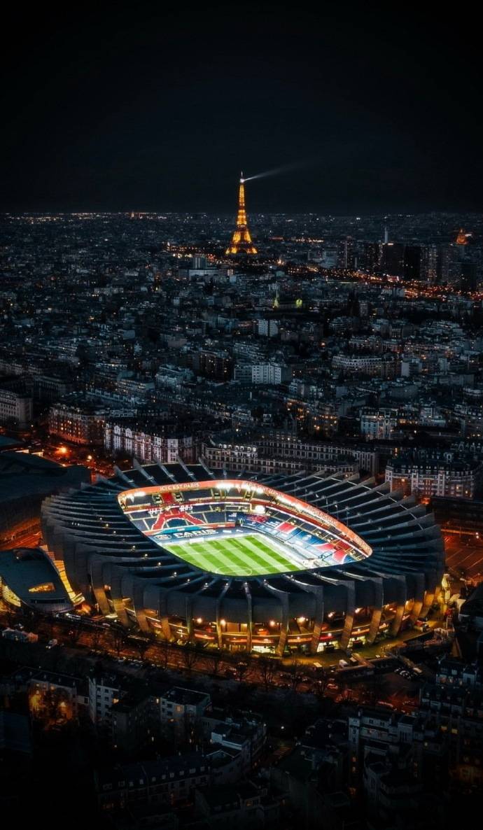 巴黎憾失绝胜，欧冠冠军之路曲折难行