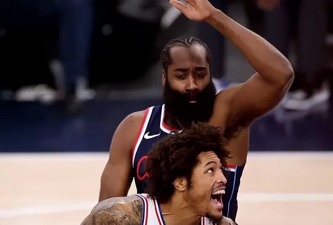 包含战绩喜人,球队迈向了新的高度的词条 包含战绩喜人,球队迈向了新的高度的词条